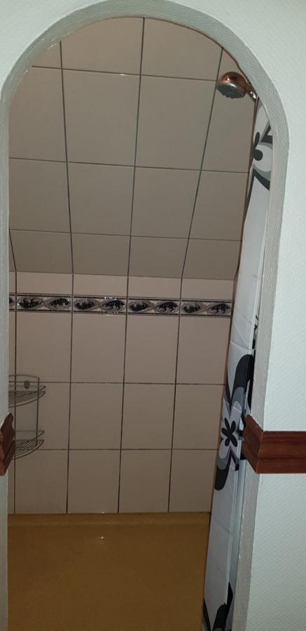 مبيت وإفطار Ostervra Tjornely المظهر الخارجي الصورة